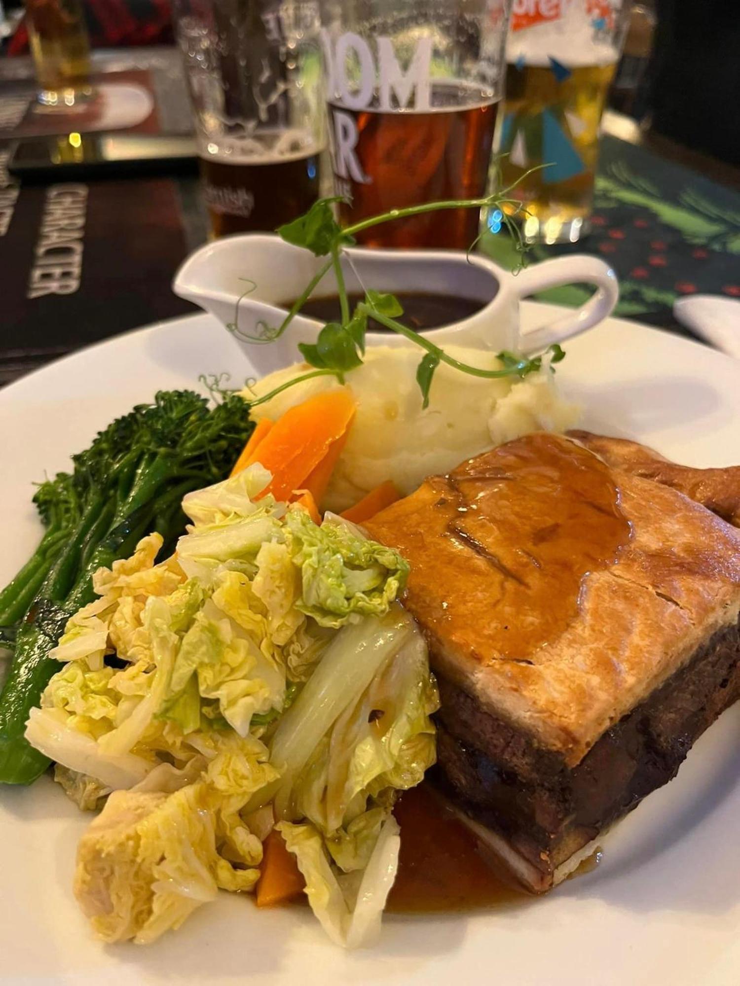 The Kings Arms Inn Stratton  Екстериор снимка